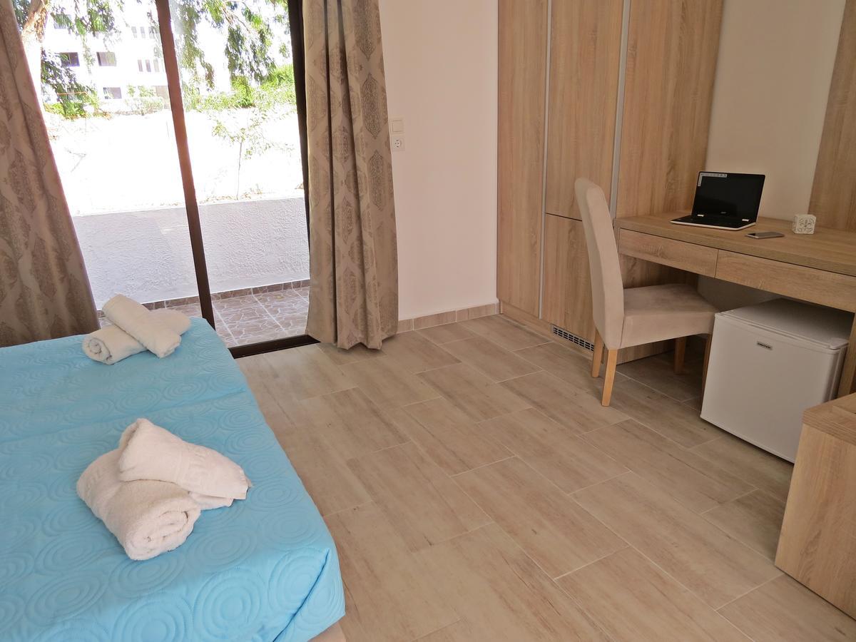 Loukas Beach Rooms Kiotari Exterior foto