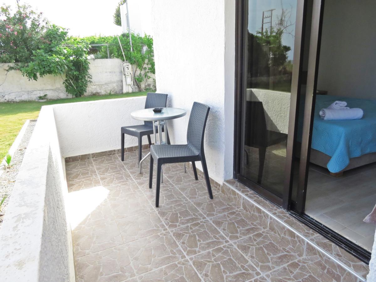 Loukas Beach Rooms Kiotari Exterior foto